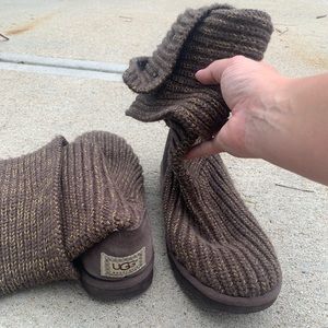 Classic Cardy Knit Boots